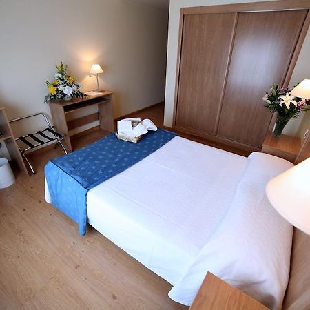 Hotel Rio Ulla Monterroso ภายนอก รูปภาพ