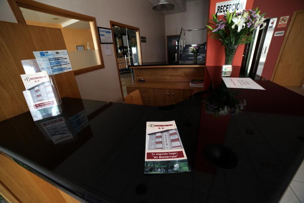 Hotel Rio Ulla Monterroso ภายนอก รูปภาพ