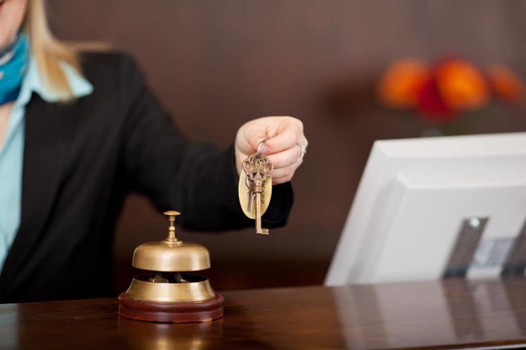 Hotel Rio Ulla Monterroso ภายนอก รูปภาพ